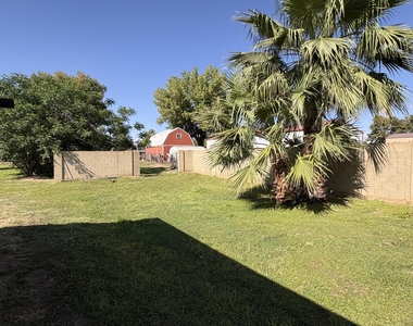 4422 W Greenway Road - Photo Thumbnail 40