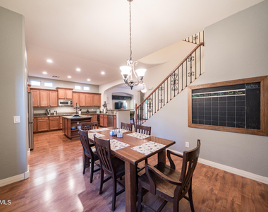 2681 E Hampton Lane - Photo Thumbnail 16