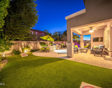 2681 E Hampton Lane - Photo Thumbnail 6