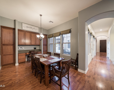 2681 E Hampton Lane - Photo Thumbnail 15