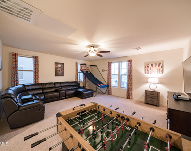 2681 E Hampton Lane - Photo Thumbnail 39