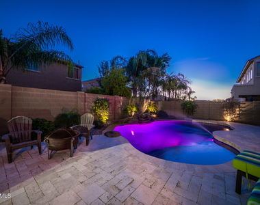2681 E Hampton Lane - Photo Thumbnail 2
