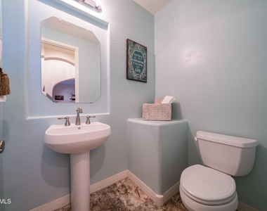 2681 E Hampton Lane - Photo Thumbnail 23