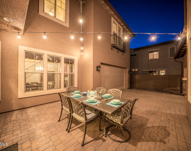 2681 E Hampton Lane - Photo Thumbnail 9