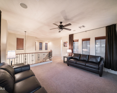 2681 E Hampton Lane - Photo Thumbnail 51