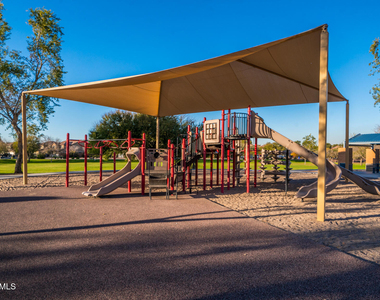 2681 E Hampton Lane - Photo Thumbnail 86