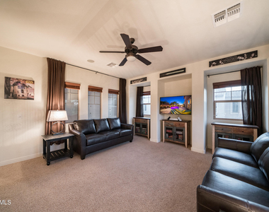 2681 E Hampton Lane - Photo Thumbnail 52