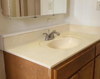 1345 E Campbell Avenue - Photo Thumbnail 6