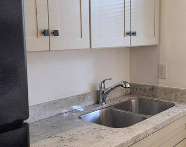 1345 E Campbell Avenue - Photo Thumbnail 1