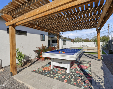 2812 N 71st Place - Photo Thumbnail 62
