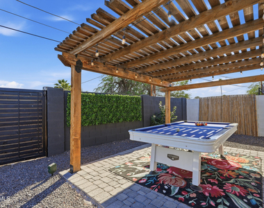 2812 N 71st Place - Photo Thumbnail 64