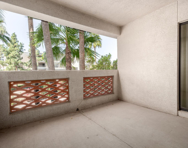 5104 N 32nd Street - Photo Thumbnail 22