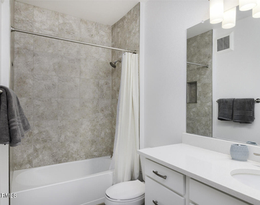 2511 W Queen Creek Road - Photo Thumbnail 13