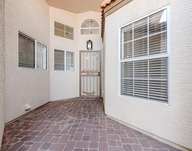 3081 N 148th - Photo Thumbnail 3