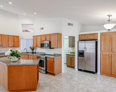 3081 N 148th - Photo Thumbnail 5