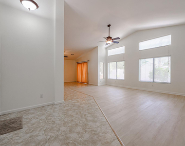 3081 N 148th - Photo Thumbnail 38
