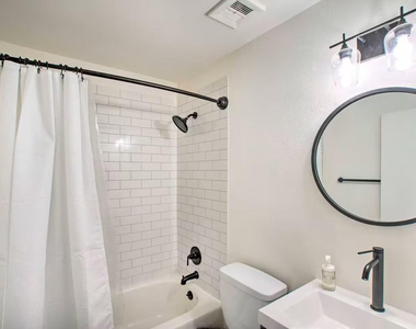 1233 E Marny Road - Photo Thumbnail 9