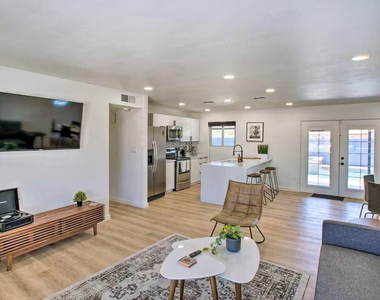 1233 E Marny Road - Photo Thumbnail 1