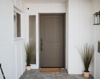 8737 E Rose Lane - Photo Thumbnail 1