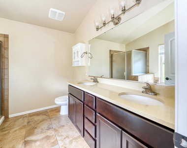 6422 E Saddlehorn Circle - Photo Thumbnail 14