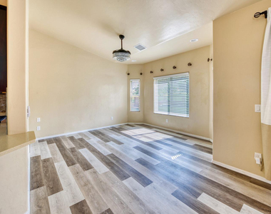 6422 E Saddlehorn Circle - Photo Thumbnail 28