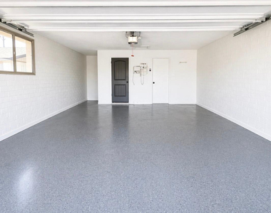 1237 E Riviera Drive - Photo Thumbnail 18