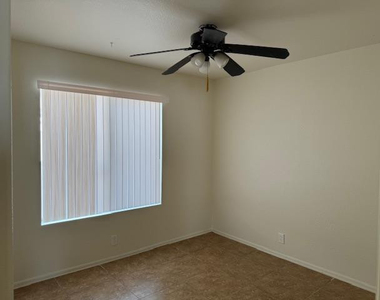 9427 W Ironwood Drive - Photo Thumbnail 29