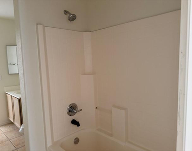 9427 W Ironwood Drive - Photo Thumbnail 26