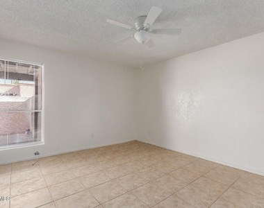 615 N Arrowhead Drive - Photo Thumbnail 9