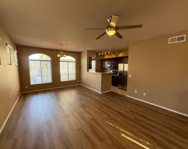 900 S 94th Street - Photo Thumbnail 3