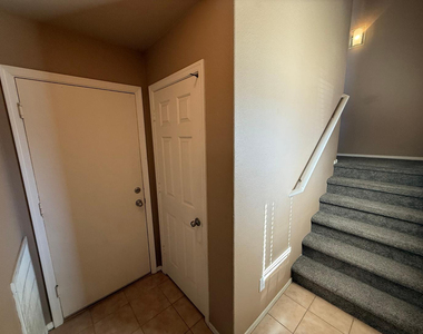 900 S 94th Street - Photo Thumbnail 1