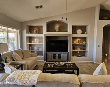 14909 W Crenshaw Drive - Photo Thumbnail 1