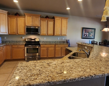20669 N 266th Avenue - Photo Thumbnail 4