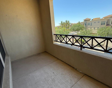 7291 N Scottsdale Road - Photo Thumbnail 14