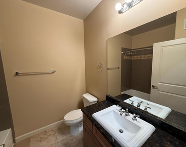7291 N Scottsdale Road - Photo Thumbnail 8