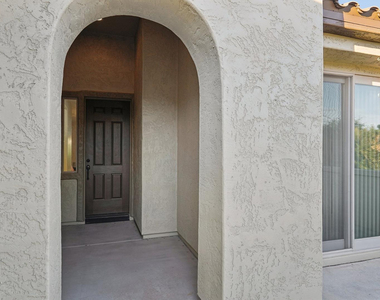 12600 W Rosewood Lane - Photo Thumbnail 3
