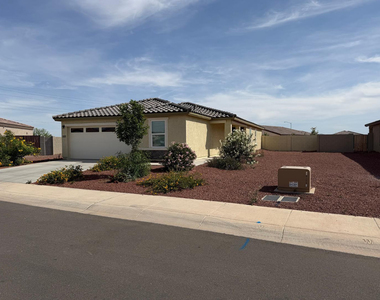 1473 E Jaycie Drive - Photo Thumbnail 2