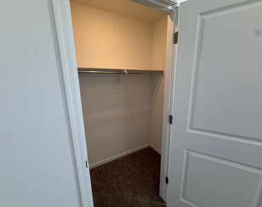1473 E Jaycie Drive - Photo Thumbnail 42
