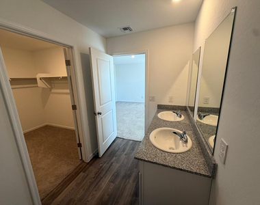 1473 E Jaycie Drive - Photo Thumbnail 27