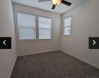 9928 E Tamery Avenue - Photo Thumbnail 10