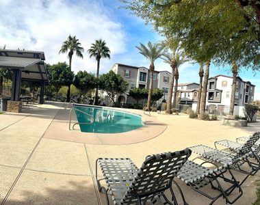 2330 E Huntington Drive - Photo Thumbnail 18