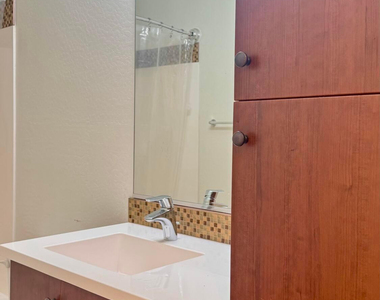 2330 E Huntington Drive - Photo Thumbnail 8