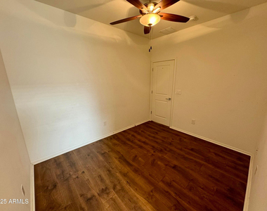 2330 E Huntington Drive - Photo Thumbnail 10