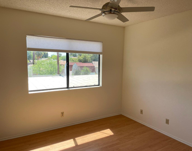 749 E Montebello - Photo Thumbnail 14