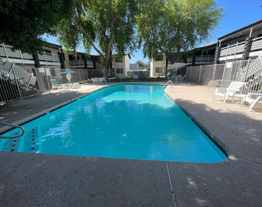 749 E Montebello - Photo Thumbnail 7