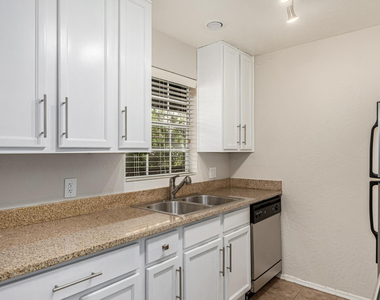 14145 N 92nd Street - Photo Thumbnail 13