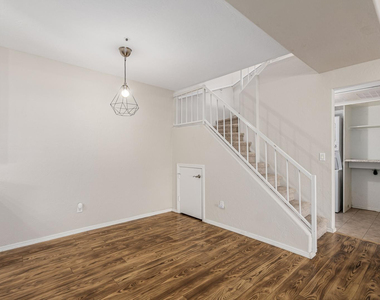 14145 N 92nd Street - Photo Thumbnail 5