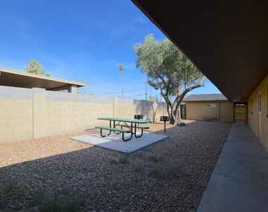 1119 N 35th Street - Photo Thumbnail 7