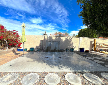 970 E Lobster Trap Lane - Photo Thumbnail 1