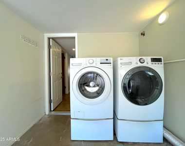 970 E Lobster Trap Lane - Photo Thumbnail 20